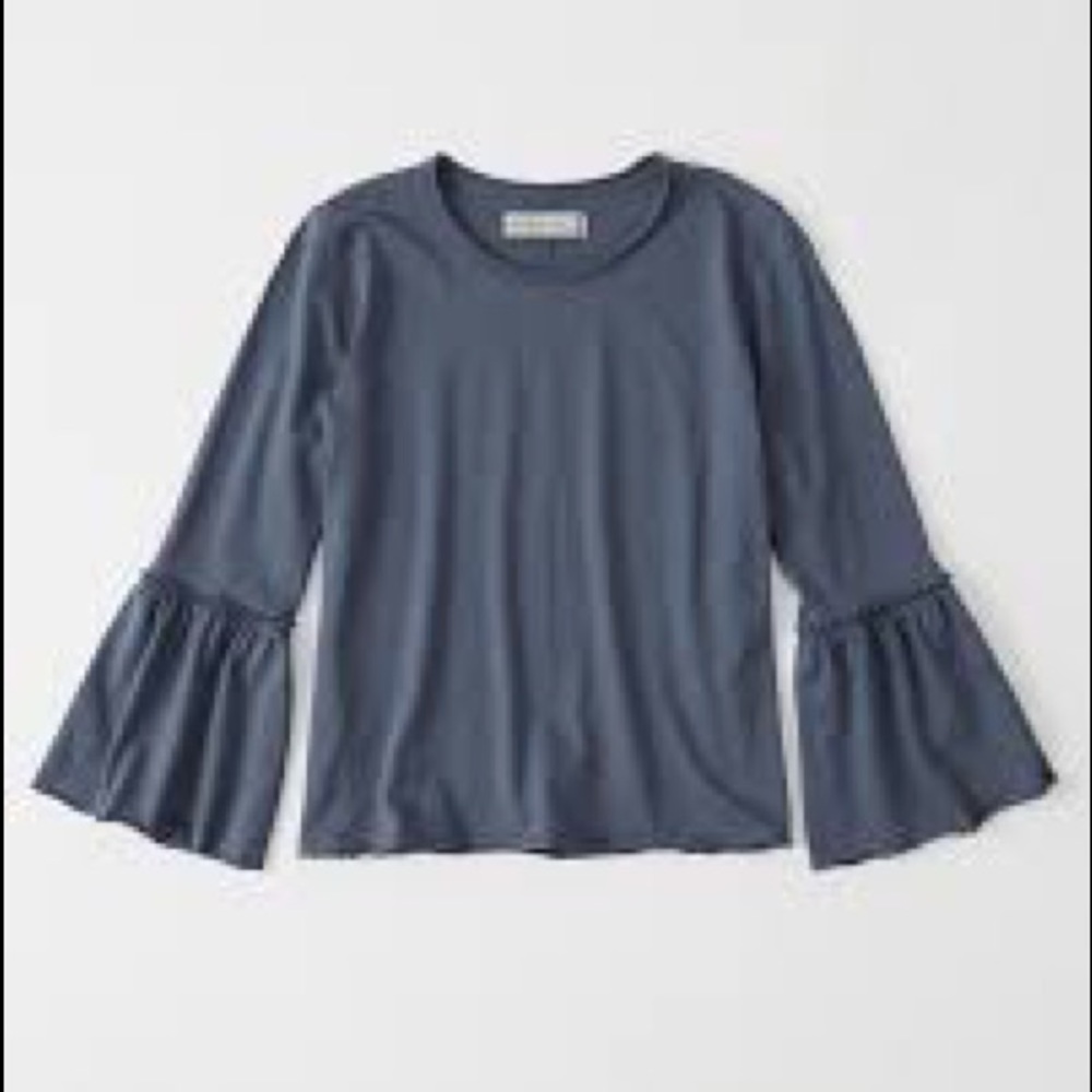 *final chance* A&F bell sleeve tee - Picture 1 of 6